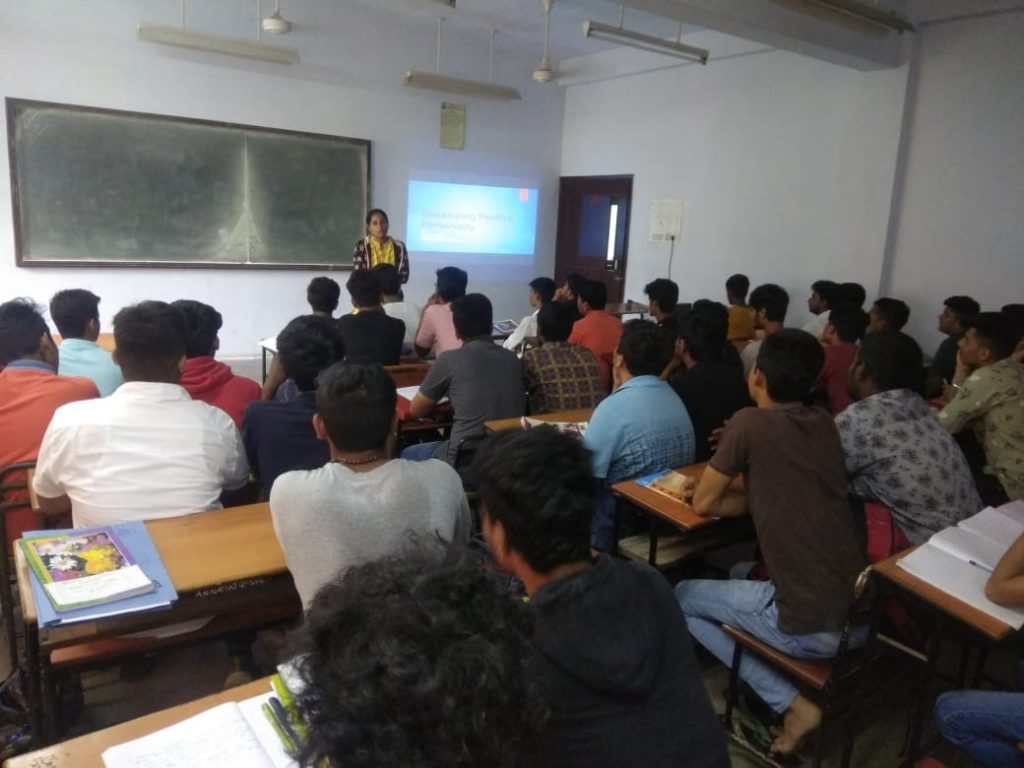 Personality development Lecture by Mrs. Rupali Hegade.jpg picture